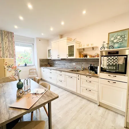 Apartament Forest In *